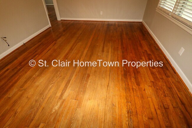 Building Photo - Pell City Rental