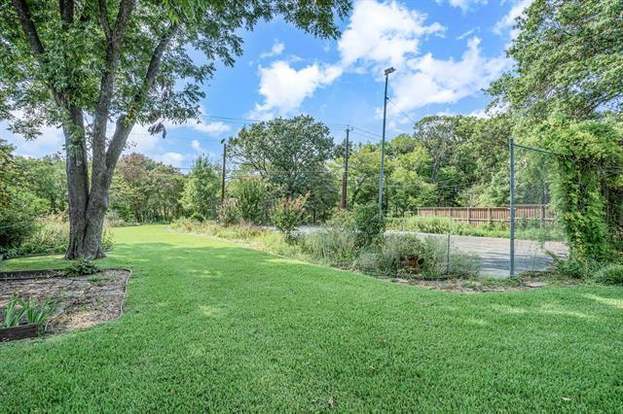Building Photo - 2913 Ridgedale Dr