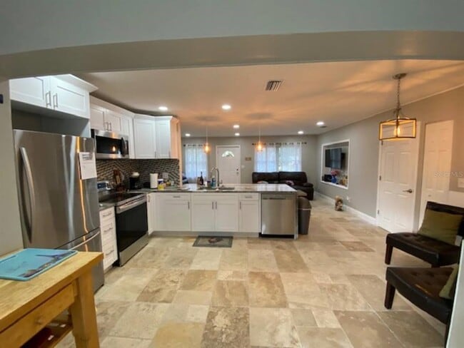 Building Photo - 508 Ulelah Ave