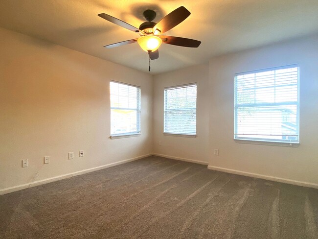 Building Photo - 8550 Argyle Business Loop