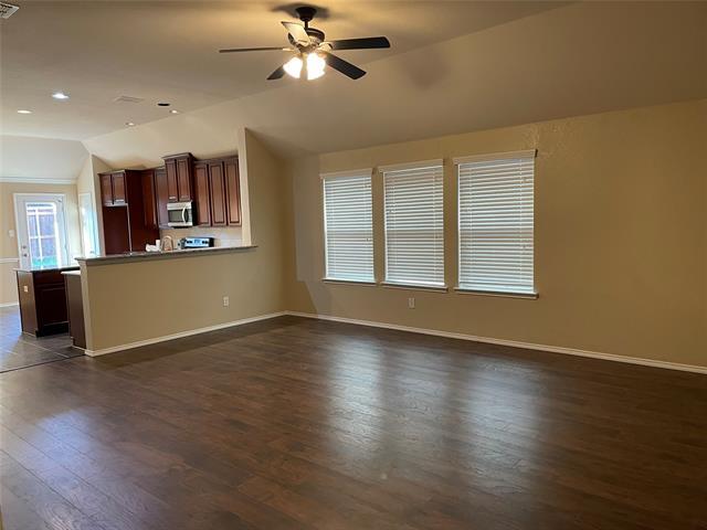 Building Photo - 9320 Jerico Dr