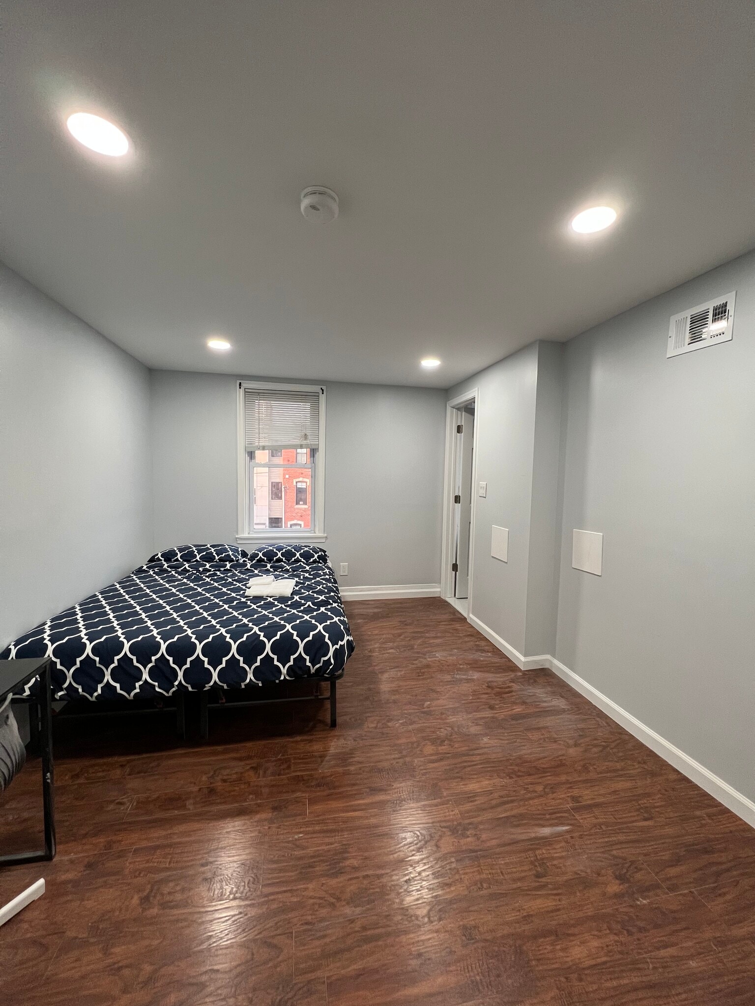 Building Photo - 3820 Hamilton St