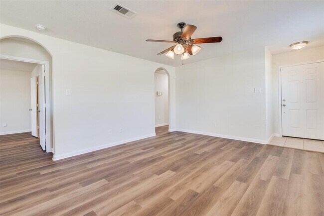 Building Photo - 26931 Wild Duck Ln