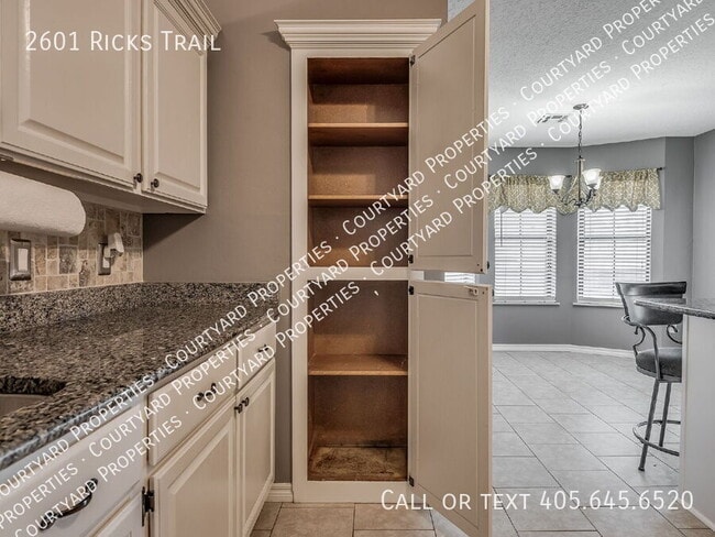 Building Photo - 2601 Ricks Trail