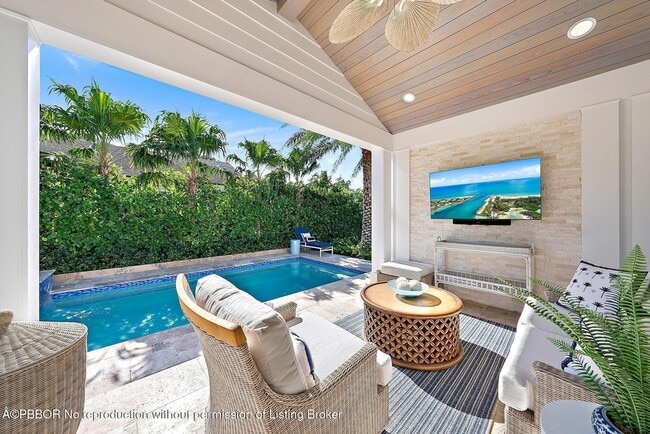 Building Photo - 360 Seaspray Ave
