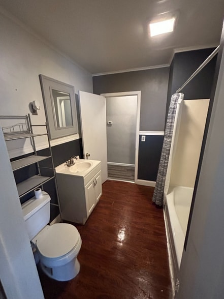 Building Photo - 1615 Iowa Ave