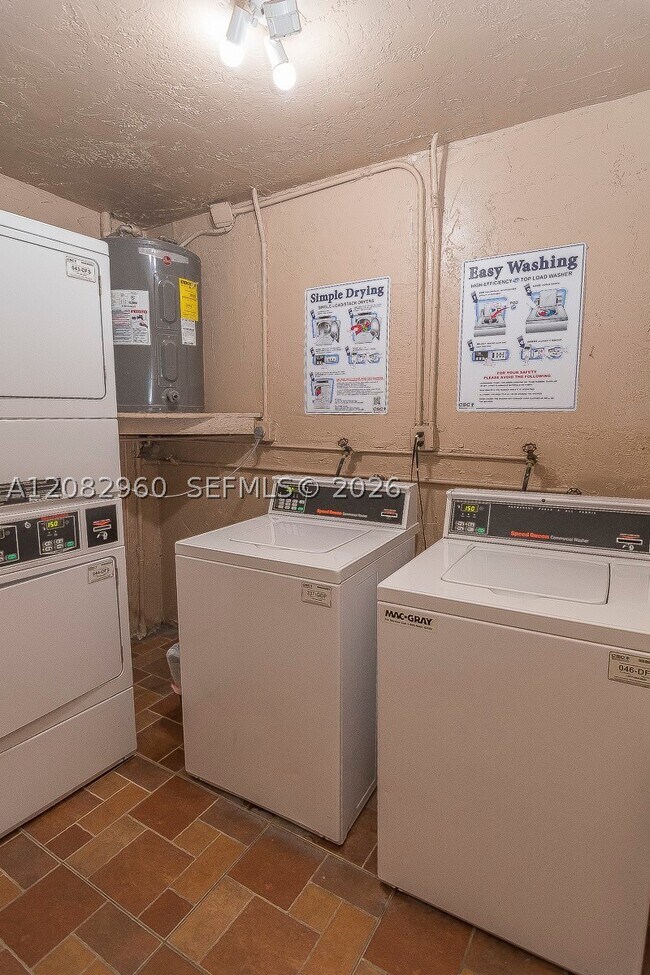 Building Photo - 11235 SW 88th St