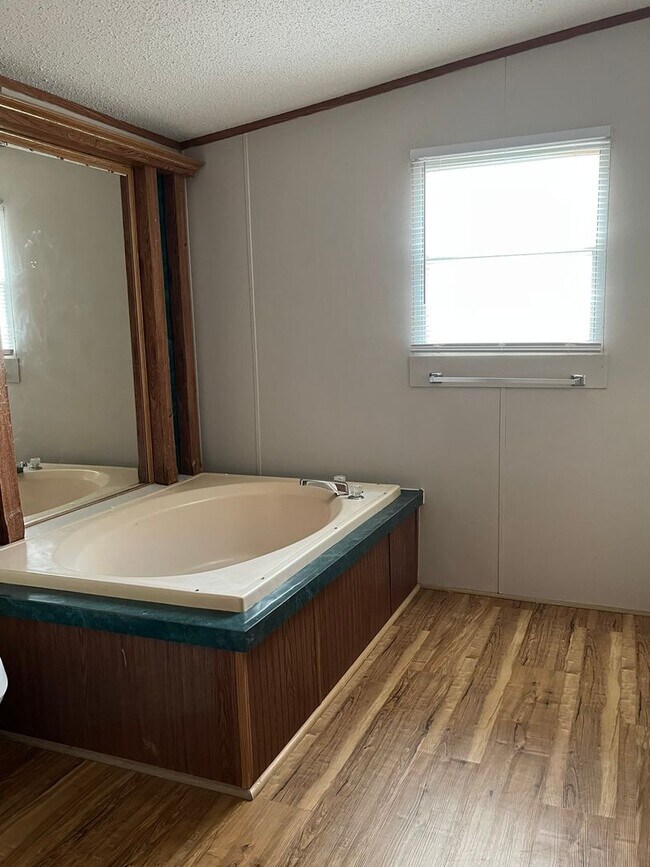 Building Photo - Lexington - Please call Lexington Office at 803-359-0793 to view