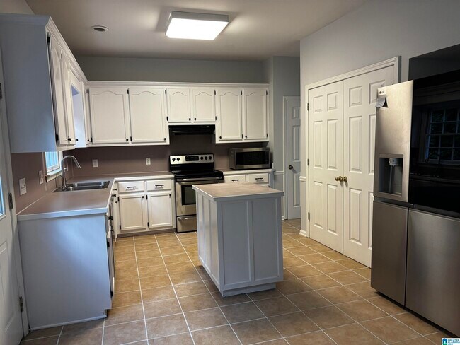 Building Photo - 3378 Brookview Trace