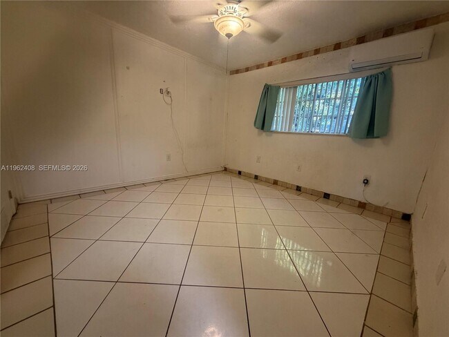 Building Photo - 6XXX Dawson St