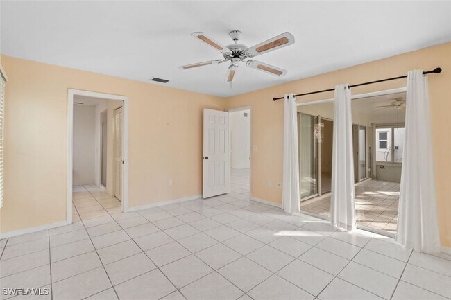 Building Photo - 25570 Fairway Dunes Ct
