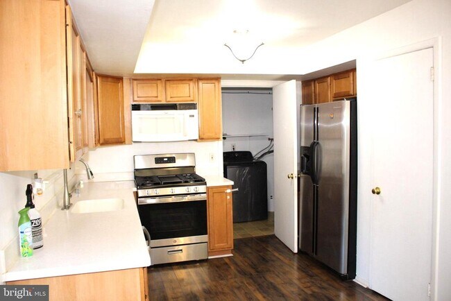 Building Photo - 34 Heron Pl