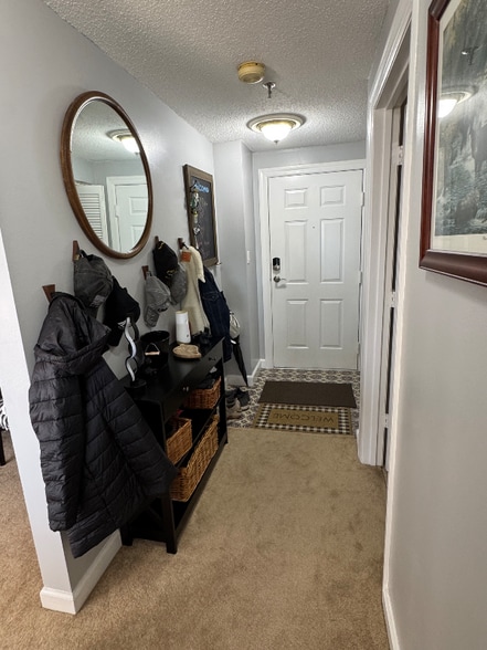 Building Photo - 303 Sugar Top Dr