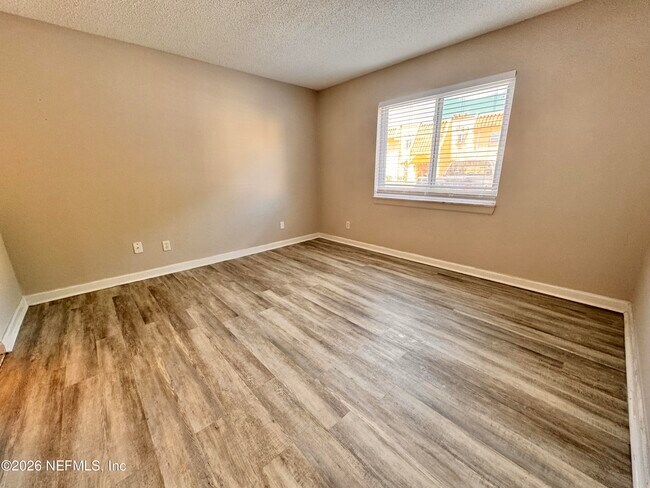 Building Photo - 3916 Corrida Ct