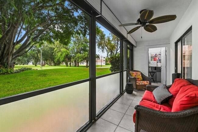 Building Photo - 15449 Lakes of Delray Blvd