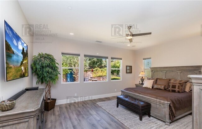 Building Photo - 32176 Golden Eye Dr