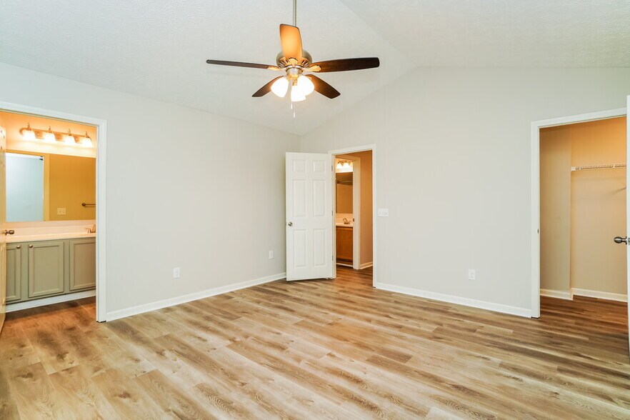 Building Photo - 1272 Poplar Creek Ct