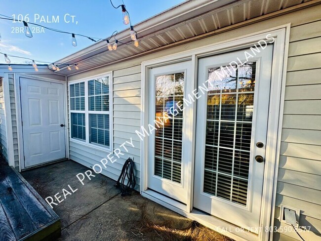 Building Photo - 106 Palm Ct