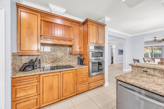 Building Photo - 148 Cypress Cove