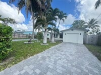 Building Photo - 1709 SW 5th Pl