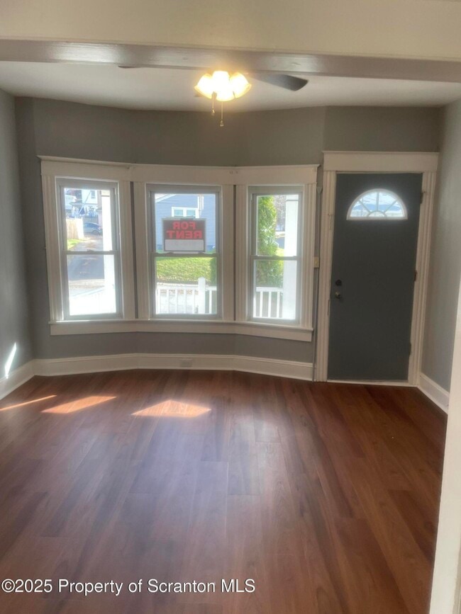 Building Photo - 2303 Boulevard Ave