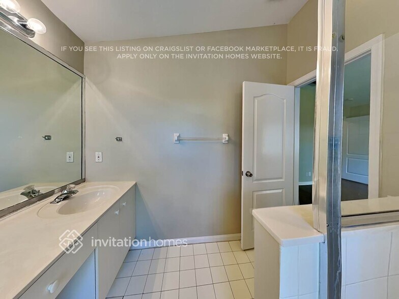 Building Photo - 11341 SW 21st St