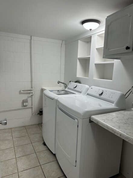 Building Photo - 134 Barcliffe Ln