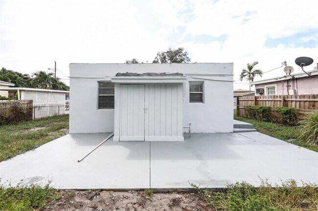 Building Photo - 2161 NW 97th St