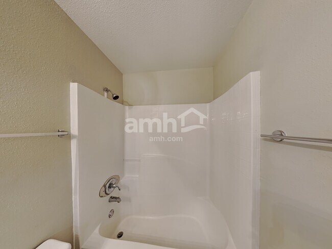 Building Photo - 17003 Odessa Dr
