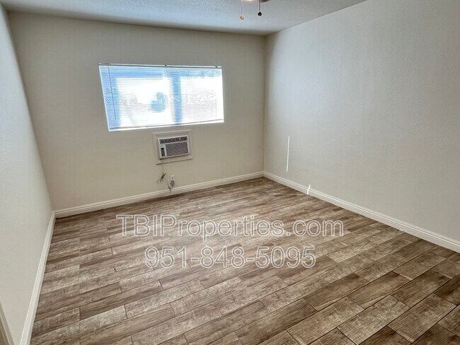 Building Photo - 7773 Philbin Ave