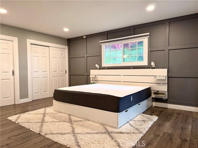 Building Photo - 9912 Newcomb Ave