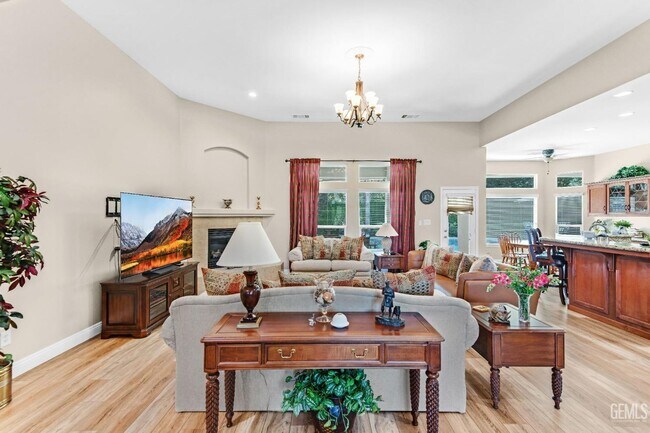 Building Photo - Brighton Estates Luxury 4-Bedroom Home wit...