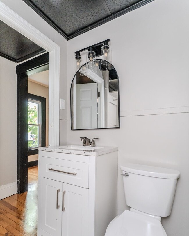 Building Photo - 108-110 Northampton Ave