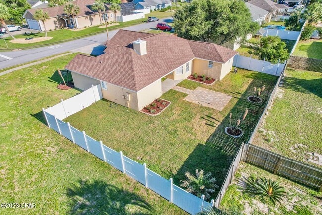 Building Photo - 108 Leeward Way