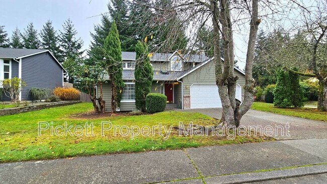 Building Photo - 12220 Ravena Pl NW