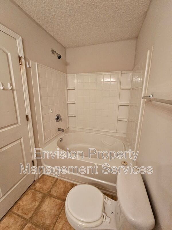 Building Photo - 3392 Hidden Stream Ct