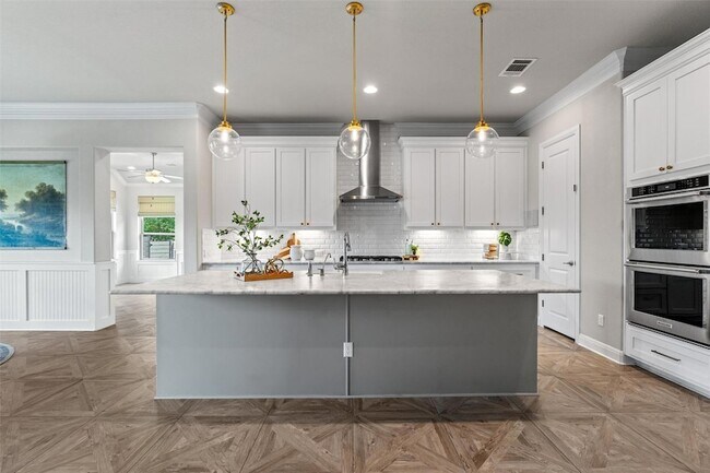 Building Photo - 201 Barefoot Park Ln