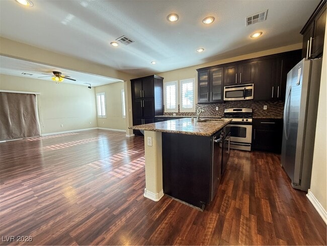 Building Photo - 9172 Domina Royal St