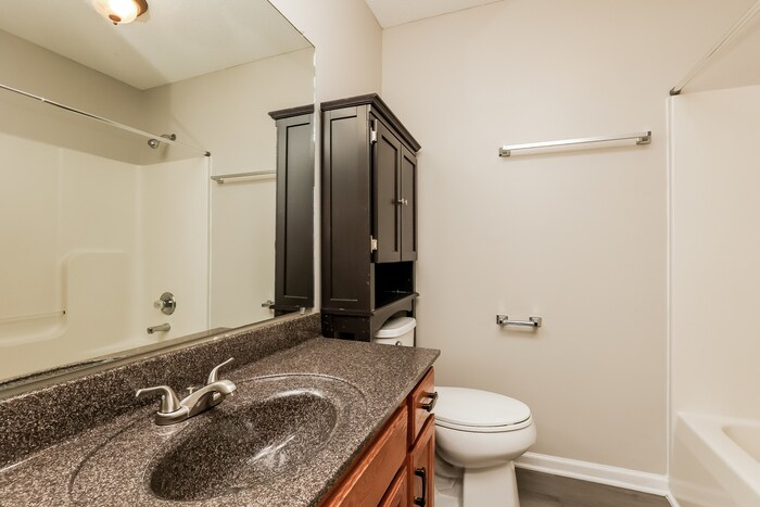 Building Photo - 829 Buckhorn Dr