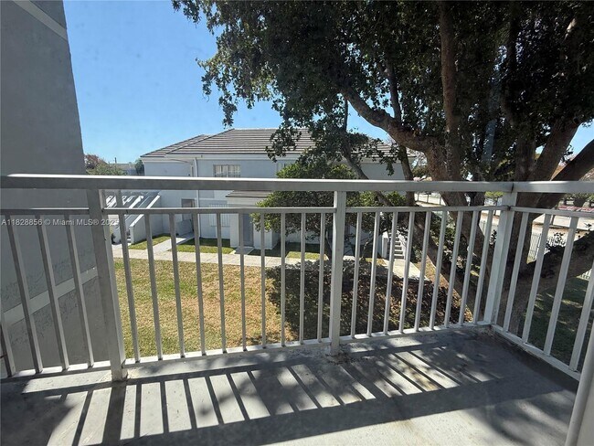 Building Photo - 8650 SW 212th St