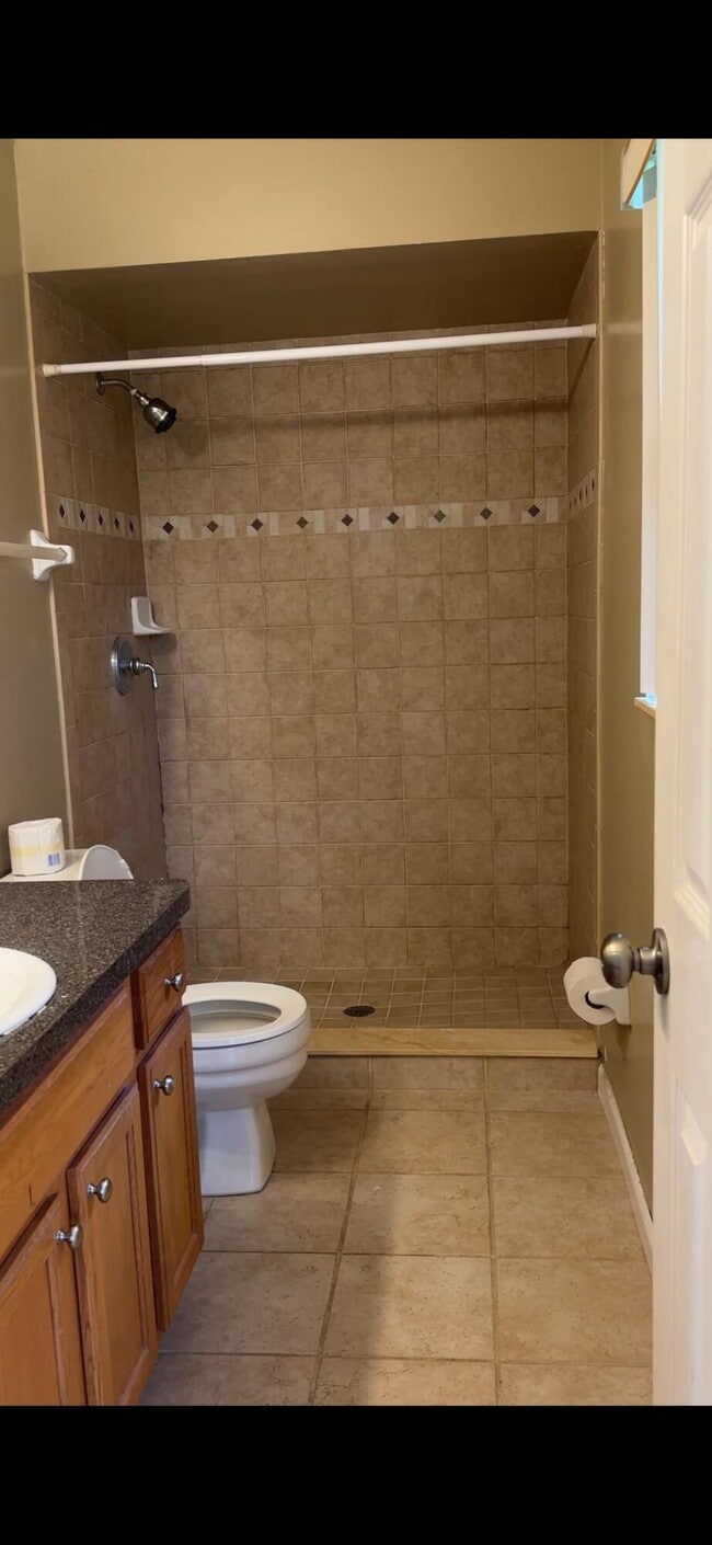 Building Photo - 3420 Harrow Ln