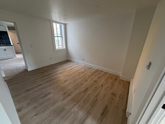 Building Photo - 49 S Bedford St