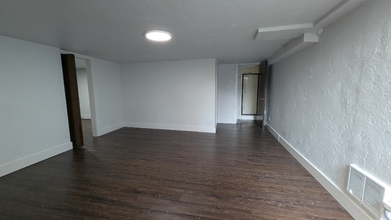 Primary Photo - 208 G St