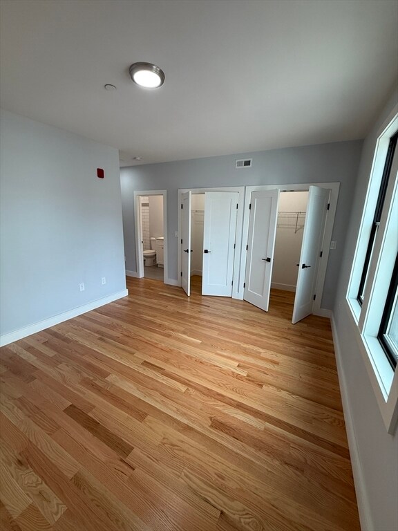 Building Photo - 8 Ford St