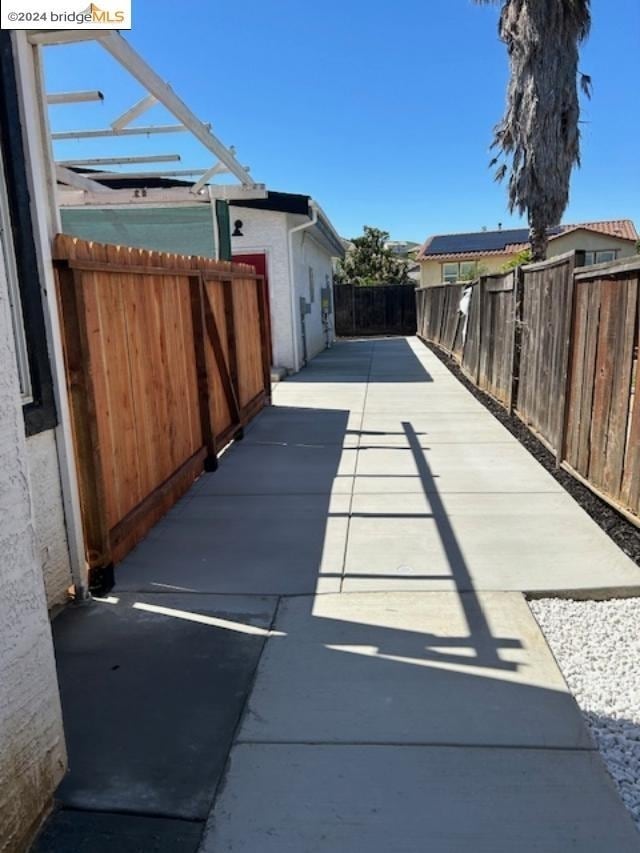 Building Photo - 133 Greenmeadow Cir