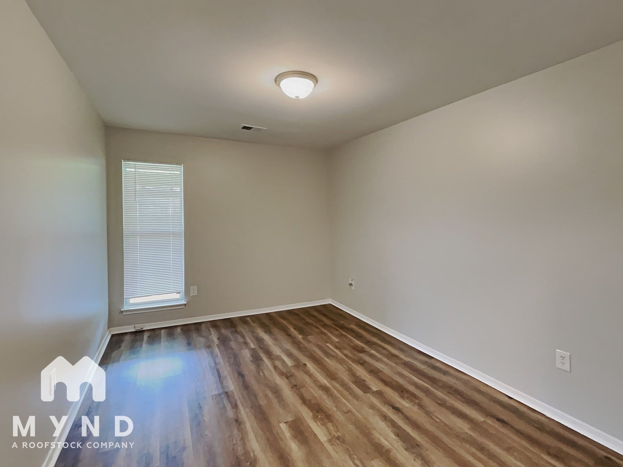 Building Photo - 6606 Coral Way