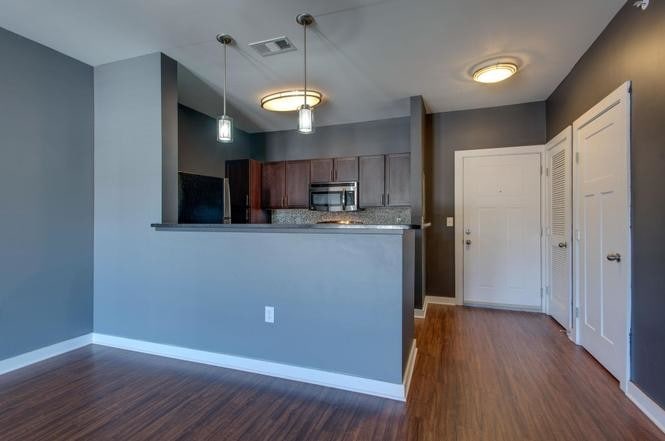 Building Photo - 2197 Nolensville Pike