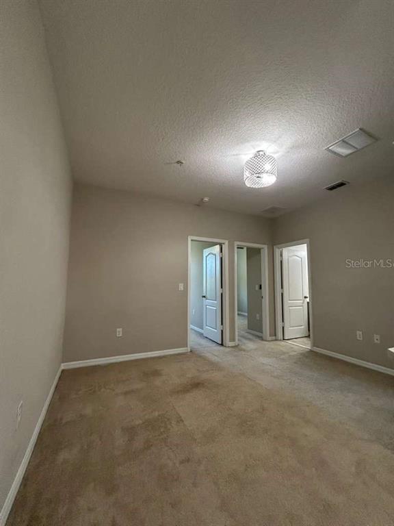 Building Photo - 204 Rustic Loop