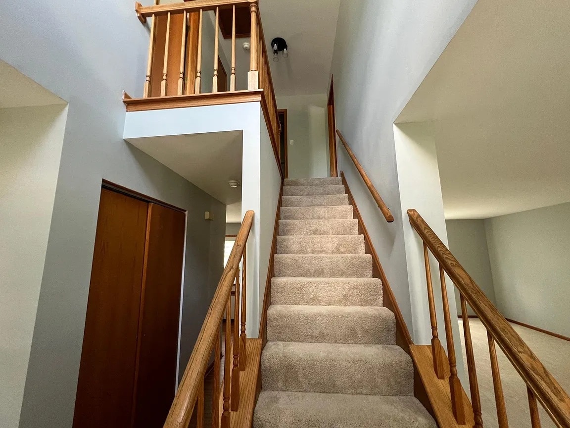 Building Photo - 3250 Longford Dr