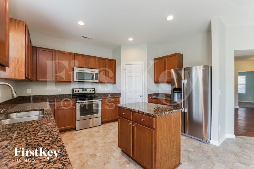 Building Photo - 12429 Bending Branch Rd